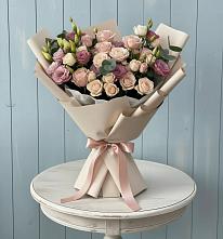 Букет цветов из:  Розы и Лизиантусы #REPLACE_PRED# Казанской Краснодарского края