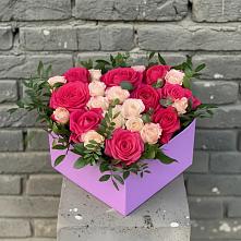 Цветочная композиция из Розы в коробке в Казанской Краснодарского края
