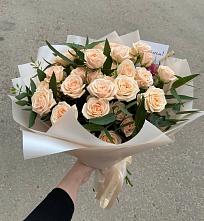 Букет Кремовые розы Латте в Казанской Краснодарского края