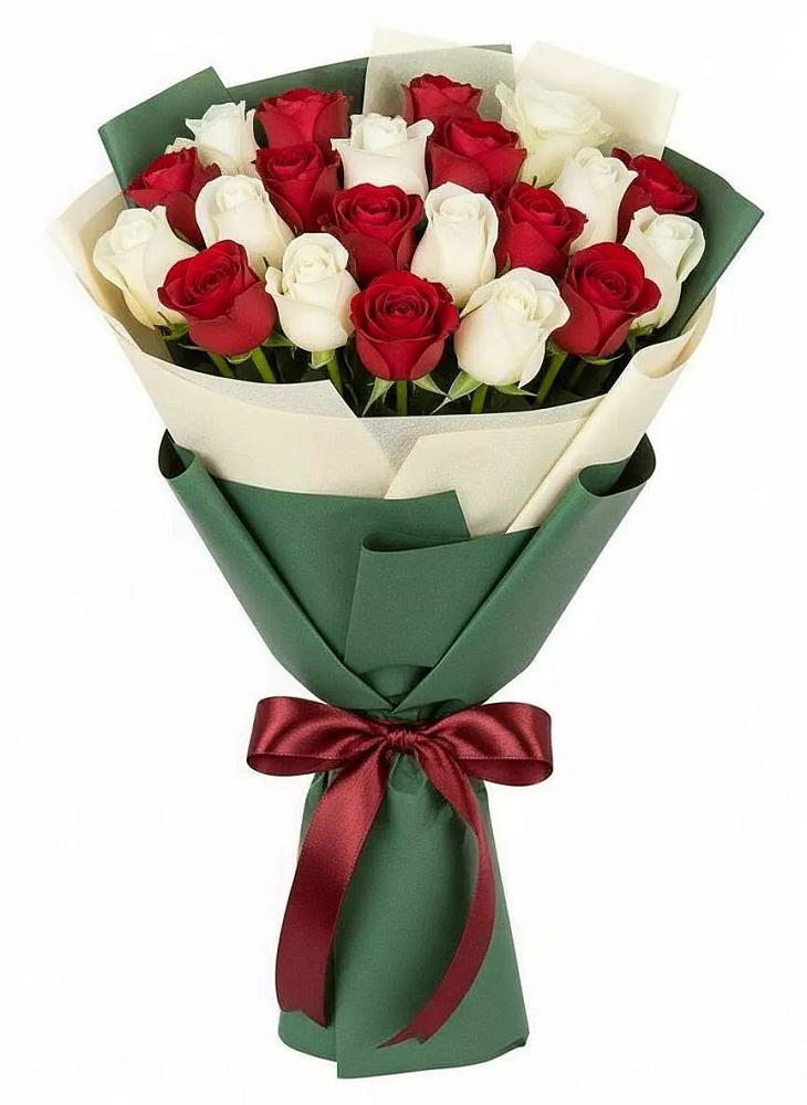 Букет Микс из красных и белых роз в Казанской Краснодарского края