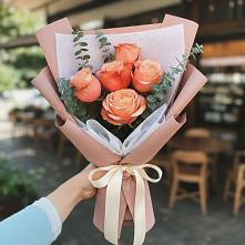 Букет цветов из:  Розы в Казанской Краснодарского края