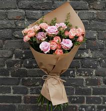 Букет цветов из:  Розы в Казанской Краснодарского края