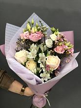 Букет цветов из:  Альстромерии, Розы и Лизиантусы #REPLACE_PRED# Казанской Краснодарского края