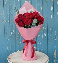 Букет цветов из:  Розы в Казанской Краснодарского края