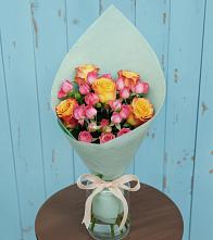 Букет цветов из:  Розы в Казанской Краснодарского края