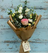 Букет цветов из:  Розы и Лизиантусы #REPLACE_PRED# Казанской Краснодарского края