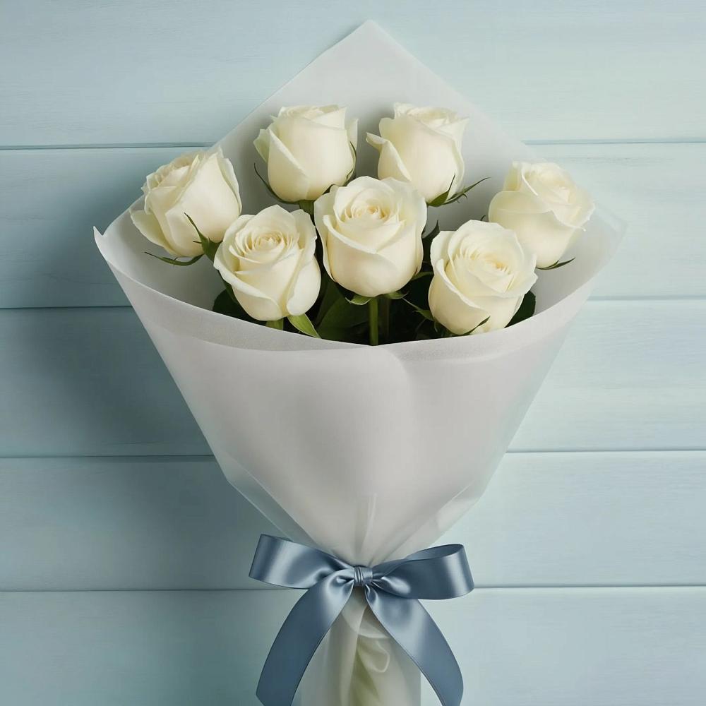 Букет 7 Белых роз Эдлесс Лав в Казанской Краснодарского края